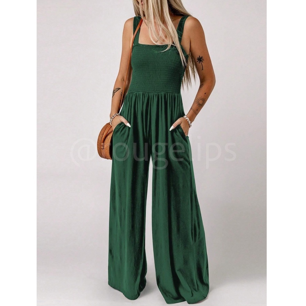 Green Jumpsuit Slant Pocket Wide Leg Shirred Bodice Straps, Square Neck